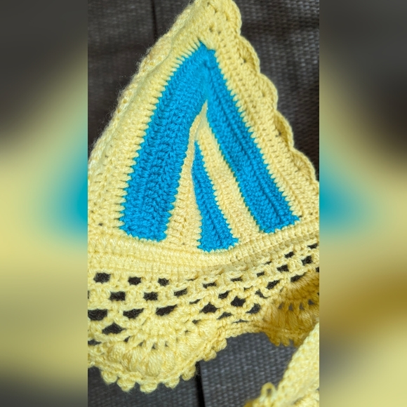 Crochet Bikini top - Picture 7 of 7